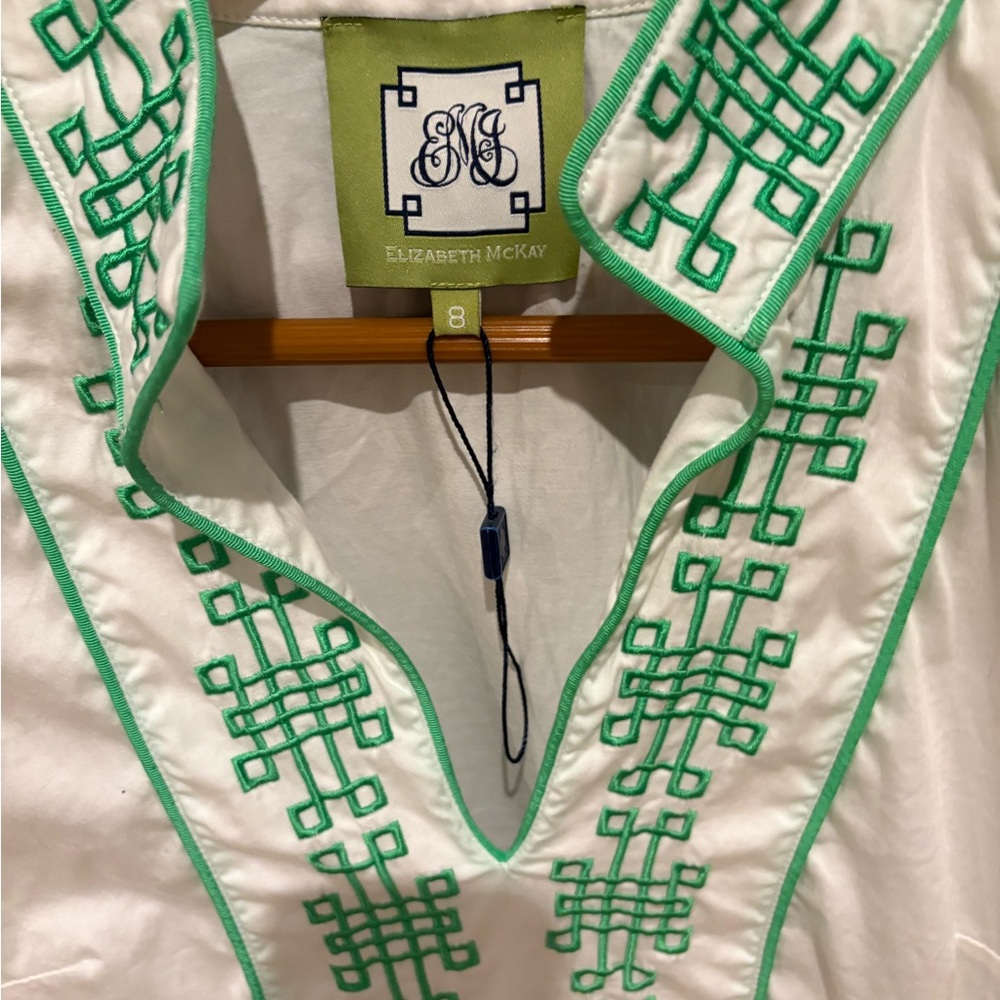 Elizabeth McKay NY tunic new with Emerald Embroidery